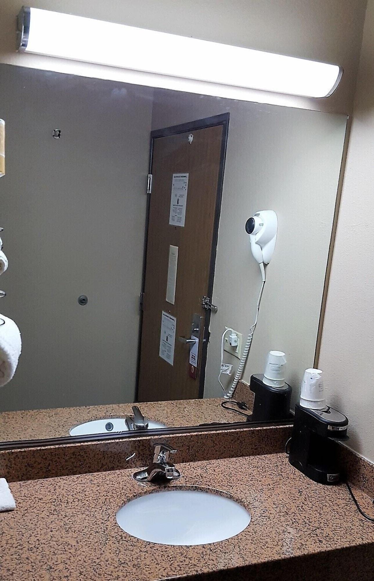 Super 8 By Wyndham O'Fallon Mo/St. Louis Area Екстериор снимка